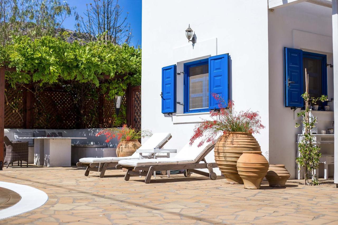 Villa Blue Sapphire Pefki Eksteriør billede