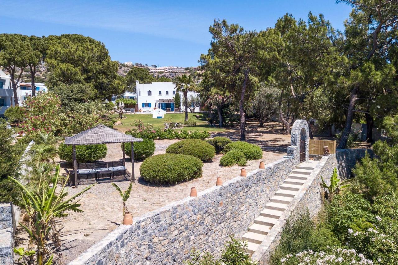 Villa Blue Sapphire Pefki Eksteriør billede