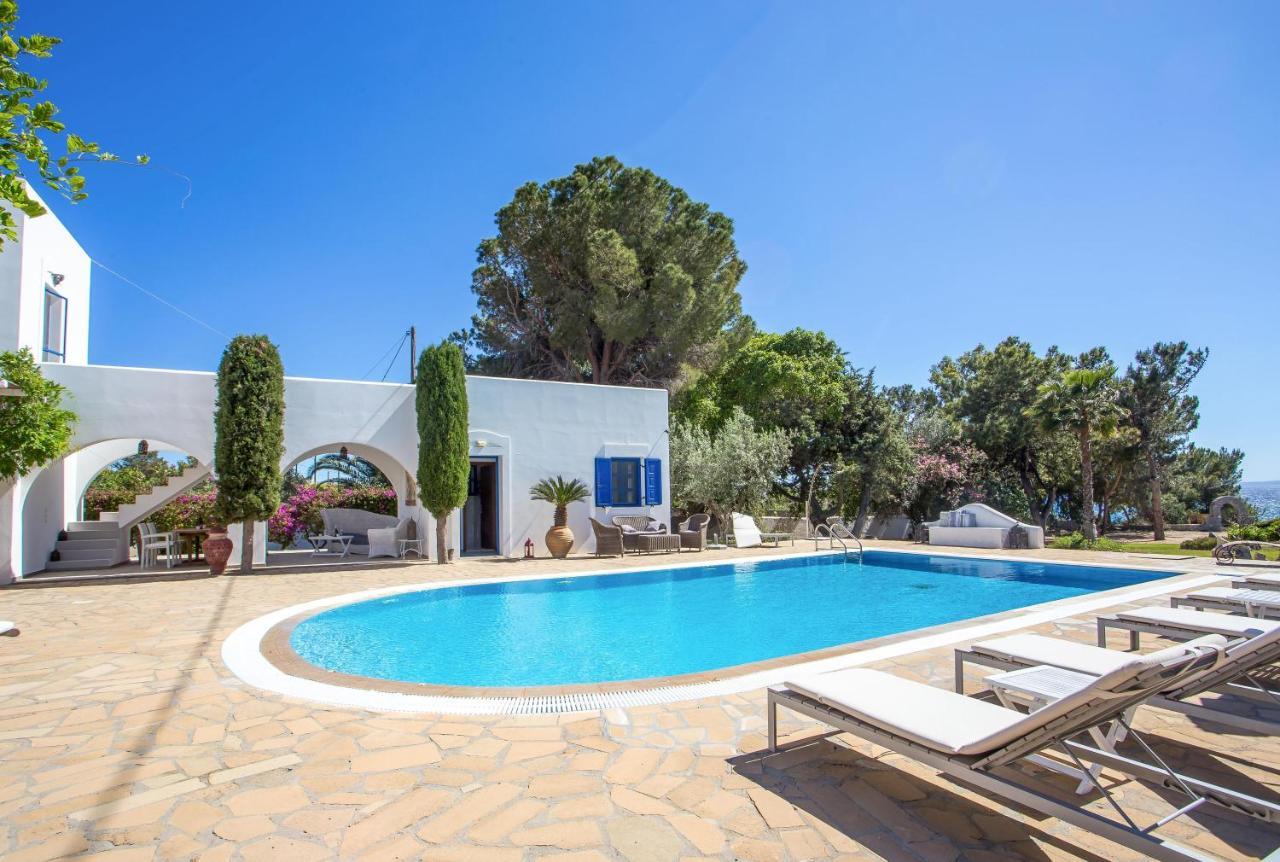 Villa Blue Sapphire Pefki Eksteriør billede