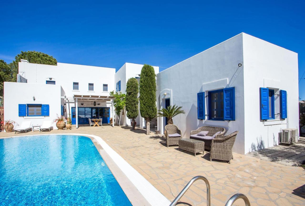 Villa Blue Sapphire Pefki Eksteriør billede