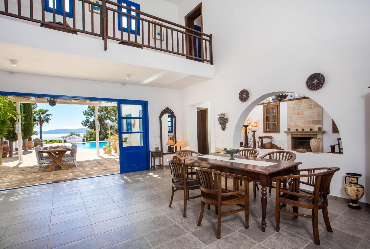 Villa Blue Sapphire Pefki Eksteriør billede
