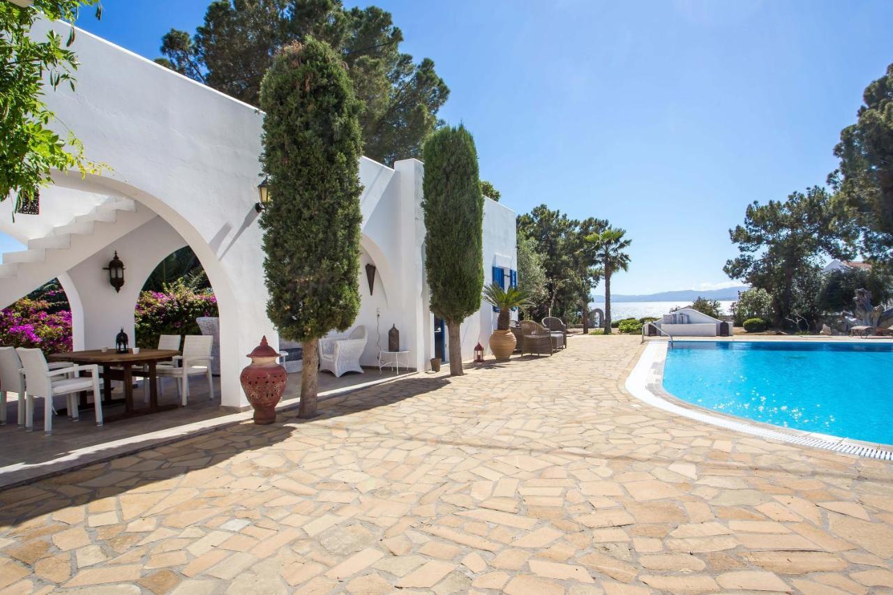 Villa Blue Sapphire Pefki Eksteriør billede