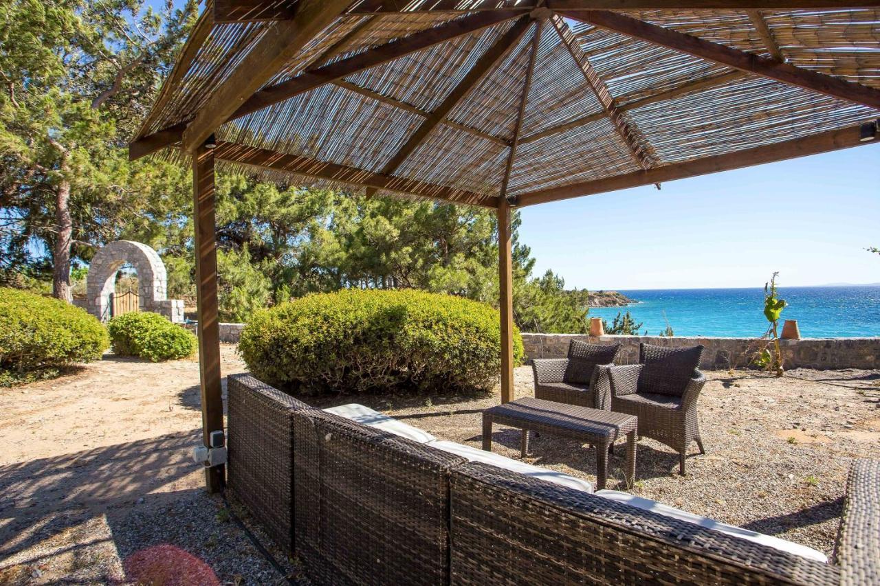 Villa Blue Sapphire Pefki Eksteriør billede